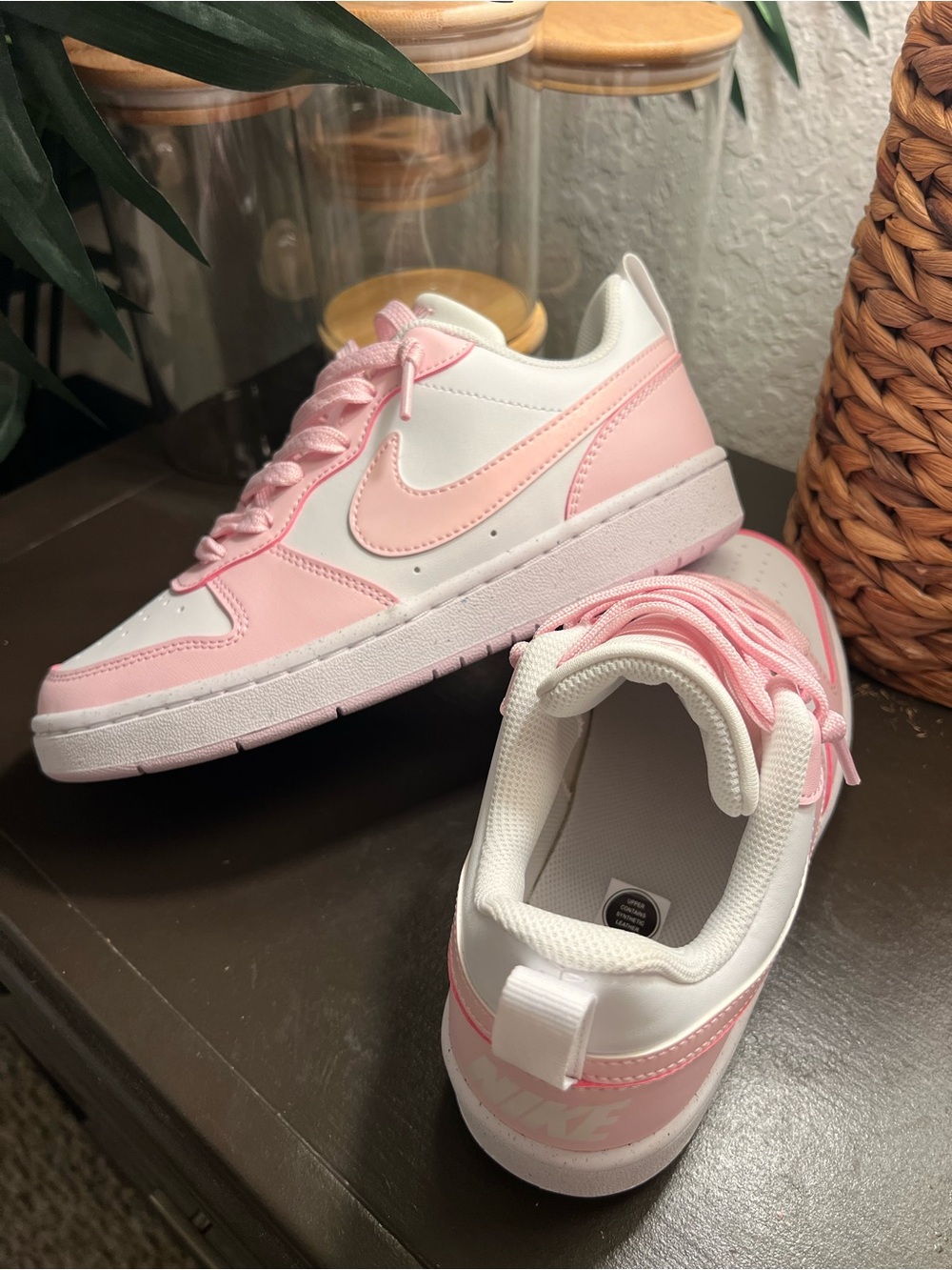 NIB Nike Court Borough Low Pink & White sneakers Women 6.5/7 - Picture 5 of 6